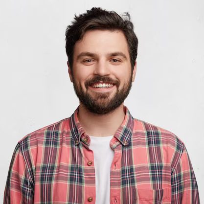 young-bearded-man-with-striped-shirt_273609-5677